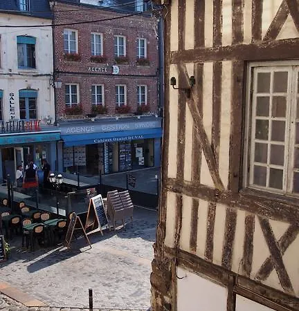 Apartament L De La Place Ste Catherine Honfleur