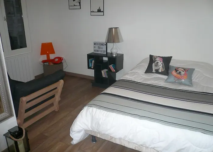 L De La Place Ste Catherine Apartment *