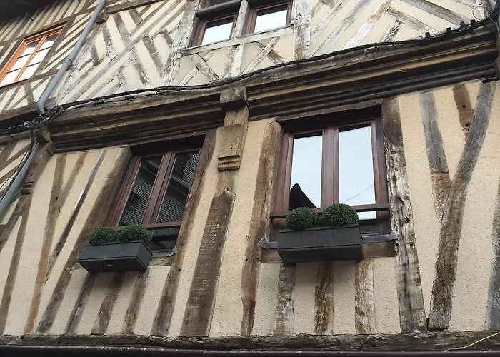 L De La Place Ste Catherine Apartment